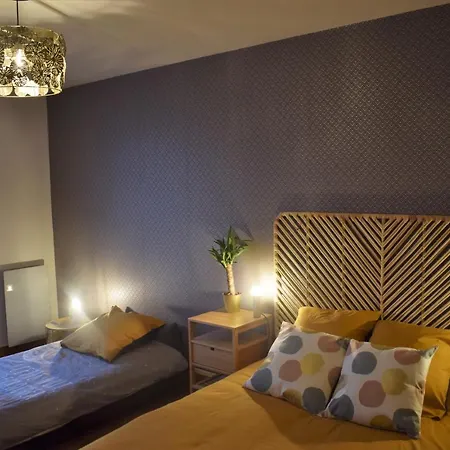 La Ferme Du Puits Carre Bed & Breakfast